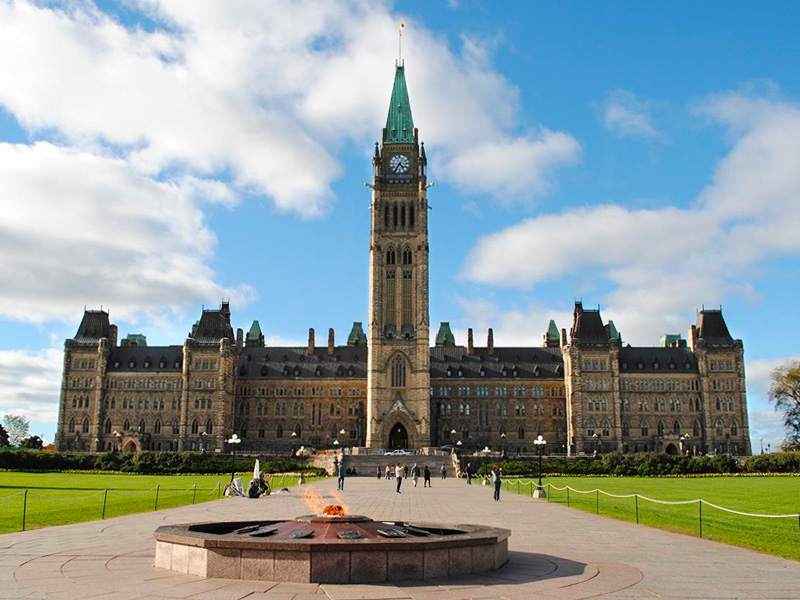 public-college-canada-education